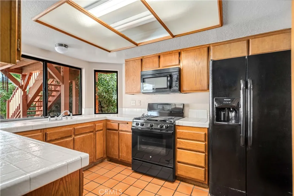 40744 Via Valor, Palmdale, California 93551 home-pic-14